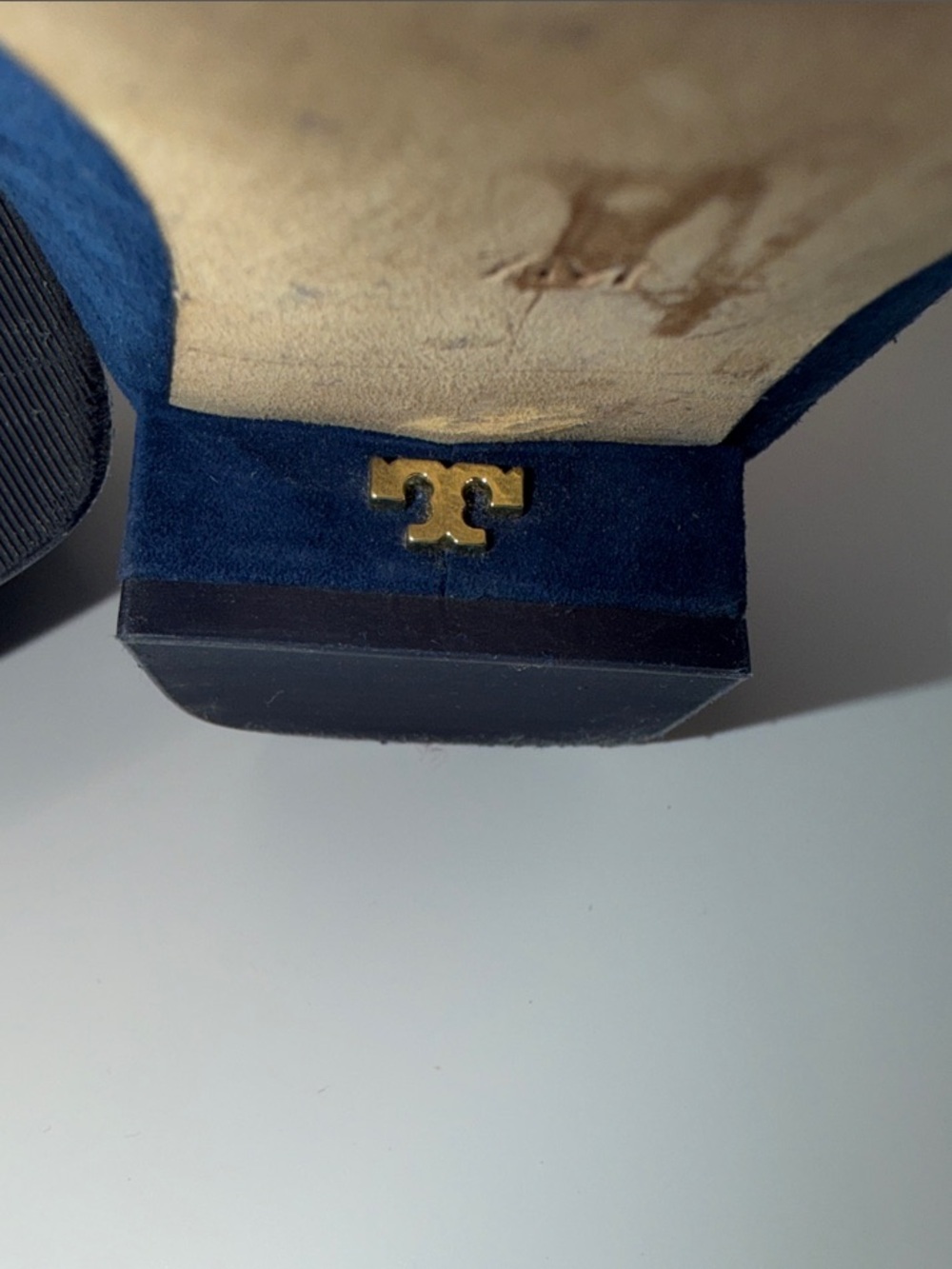 Tory Burch “Gigi” Navy Suede Pumps with Block Heel and Gold T Logo at the Toe - Picture 5 of 10